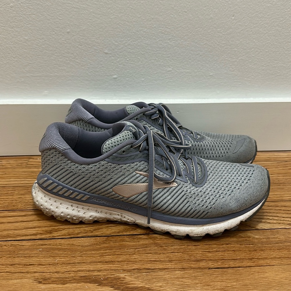Brooks Adrenaline 22